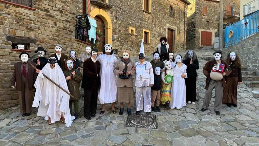 A Montecorice ‘Carneluvaro mio – Cosentini e il Carnevale di una volta’