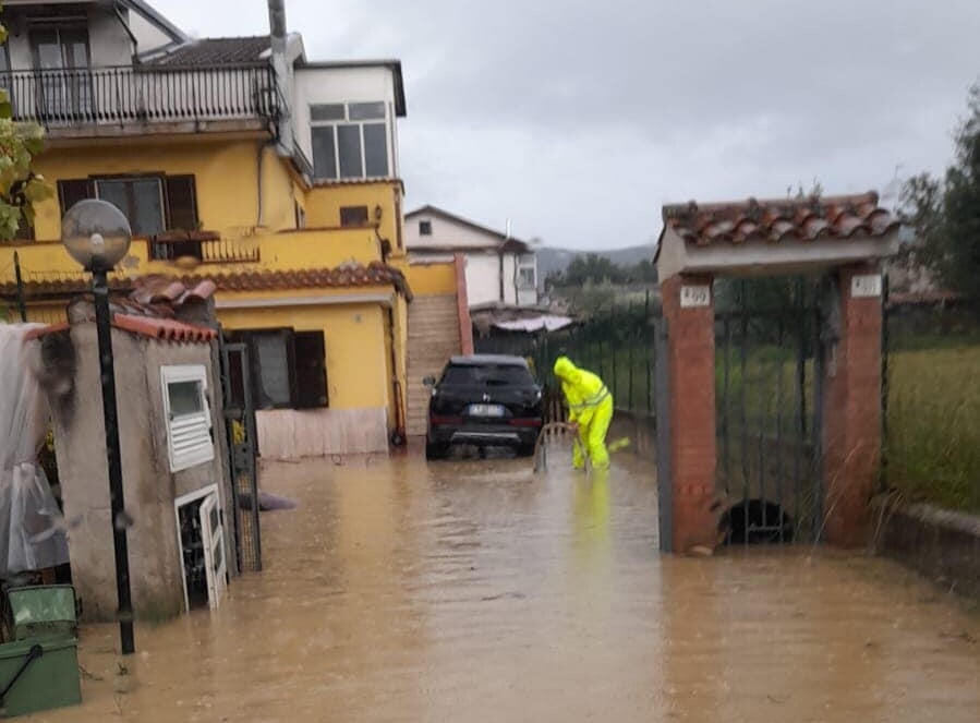 Notte di pioggia e vento, scatta allerta meteo sul basso Cilento