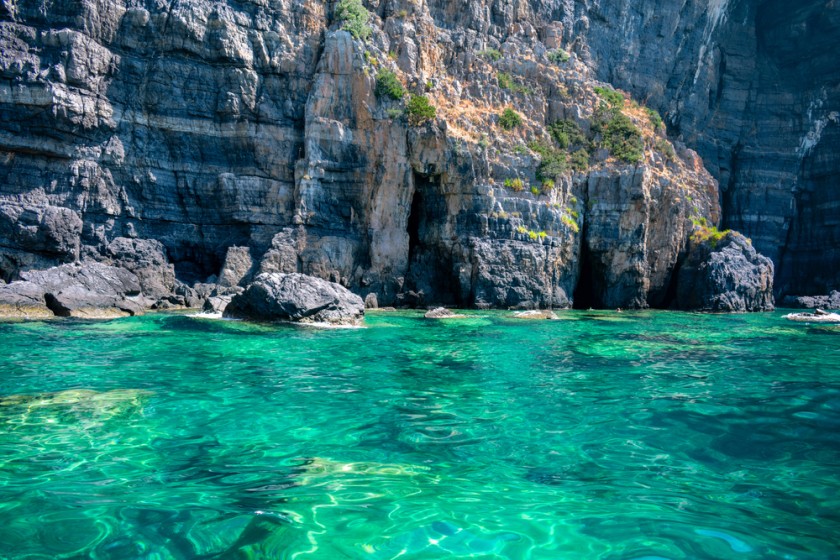 Intensificati i controlli Arpac sulla qualità del mare: balneabilità su tutta la costa del Cilento