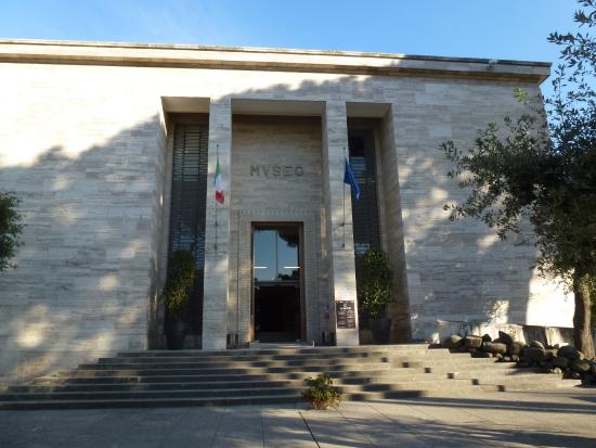 Inaugurazione del nuovo allestimento del Museo archeologico di Paestum