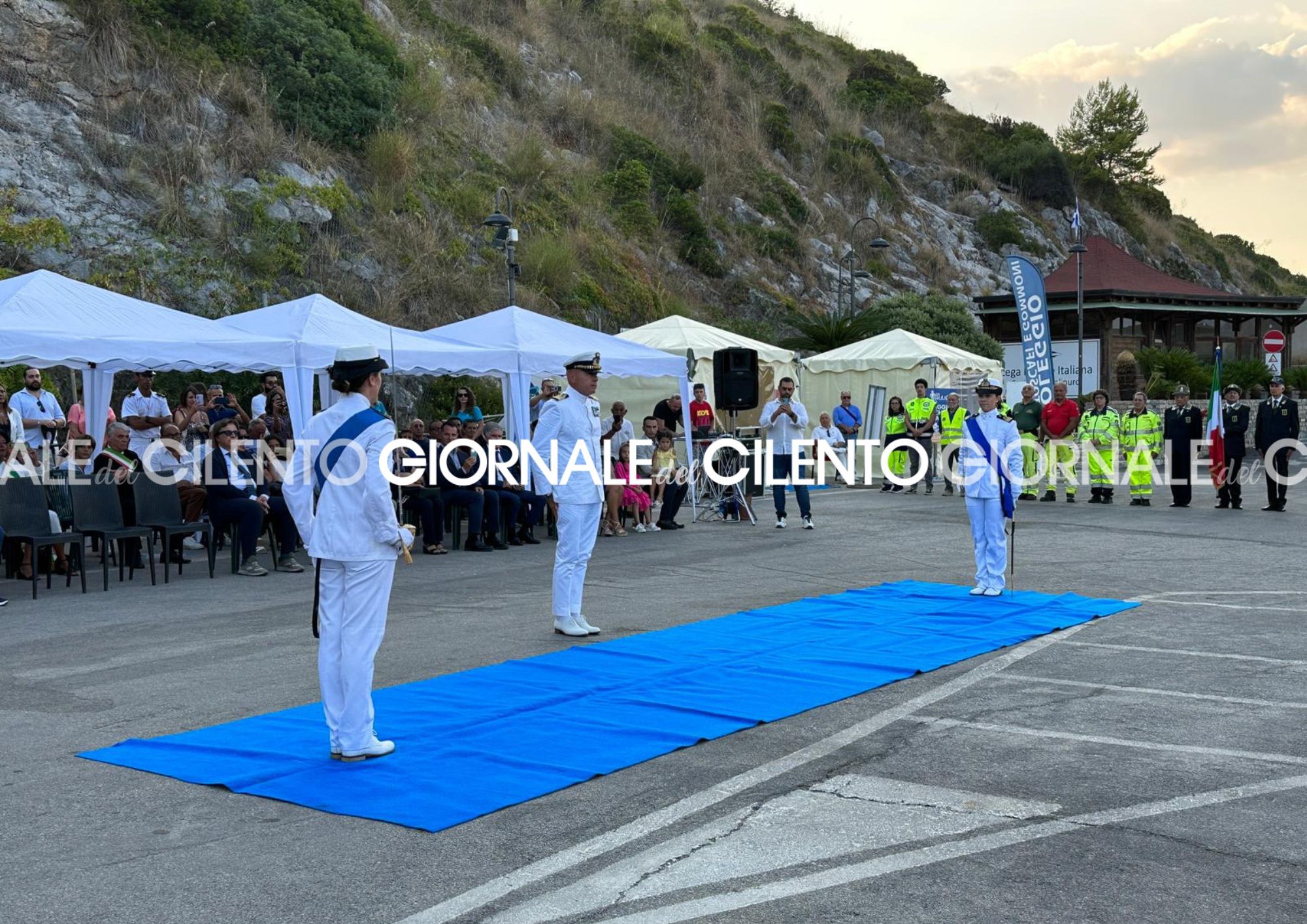 Cambio al vertice della Guardia Costiera di Palinuro, il nuovo comandante è Losito. Il commiato di Mugavero: «Grande equipaggio»