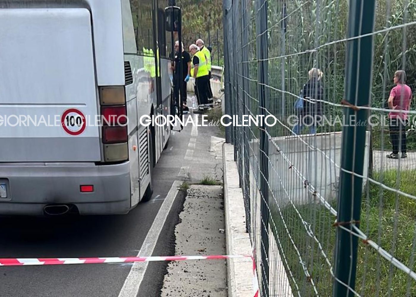 Bici contro pullman: morto un ragazzo