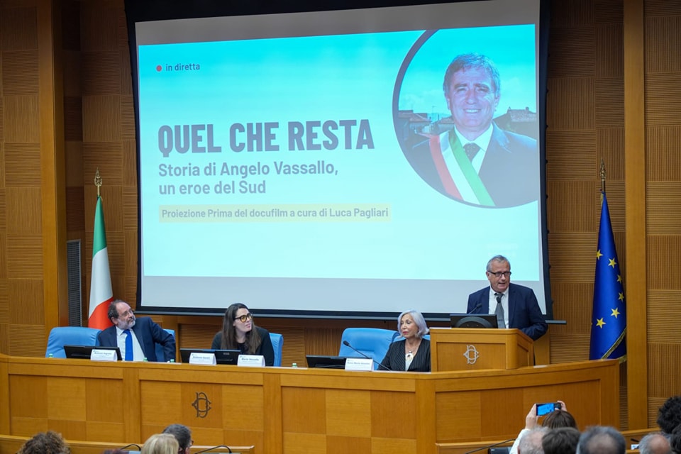 Vassallo, applausi alla Camera dei Deputati per la première del docufilm ‘Quel che resta’