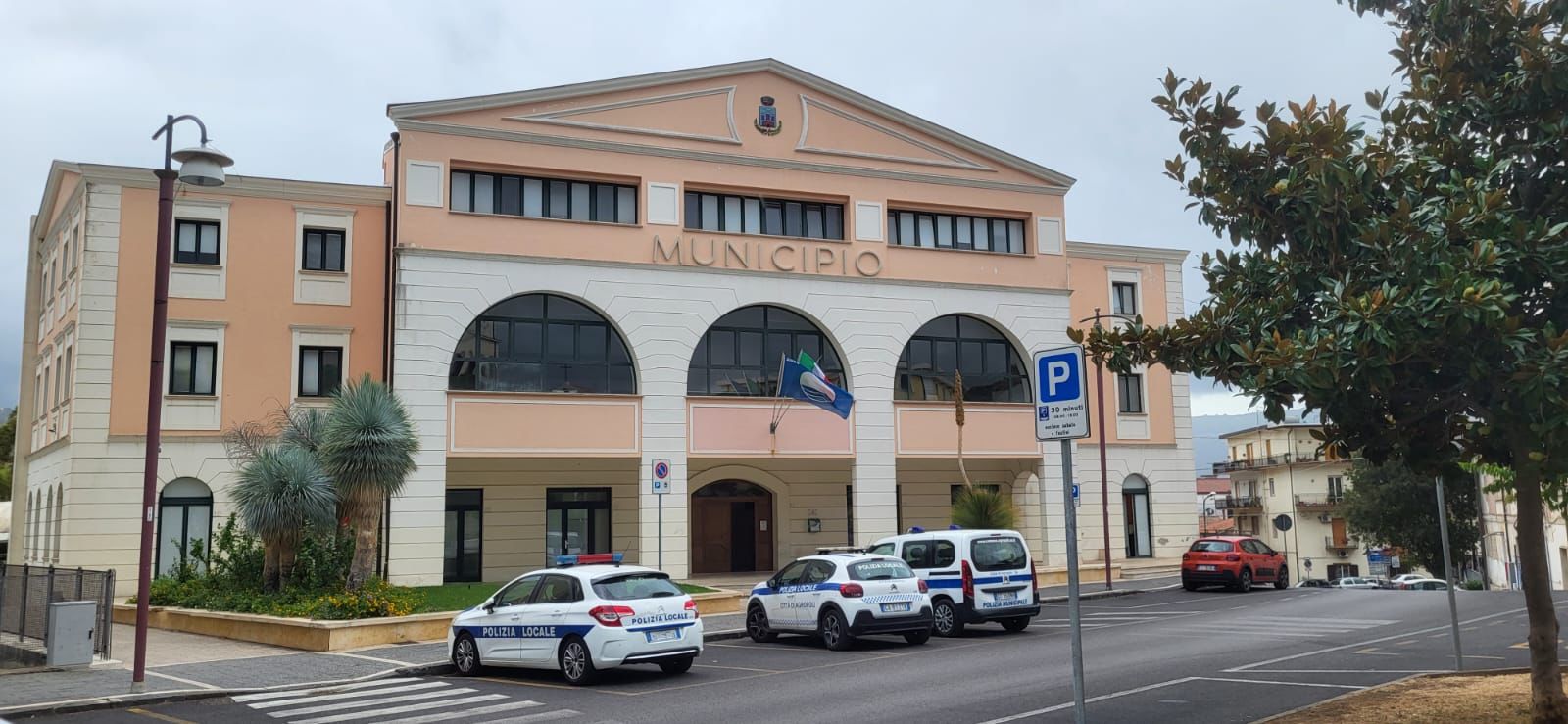 Agropoli, indagine su presunto scandalo multe sequestrati documenti