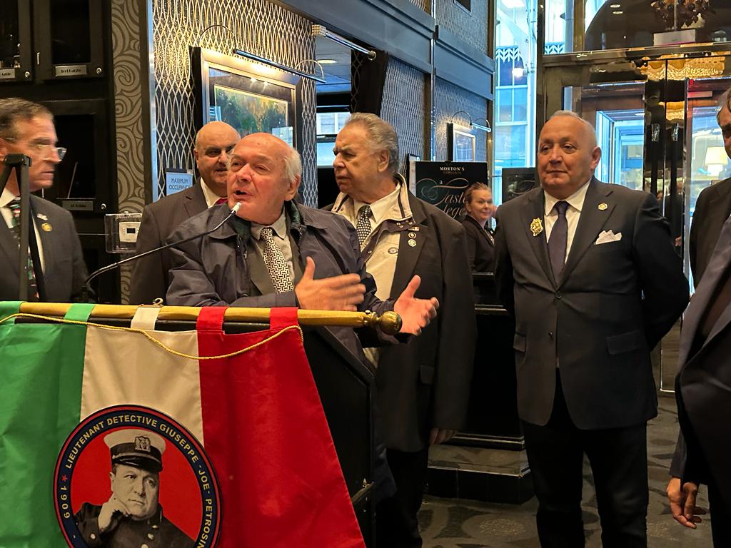 L’associazione Joe Petrosino di Padula al Columbus Day di New York