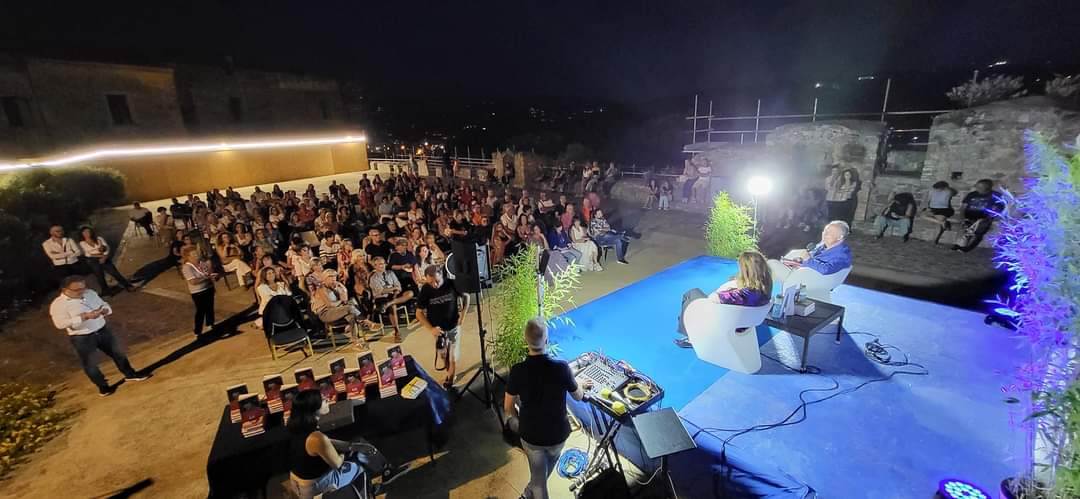 Cala il sipario sul Settembre Culturale ad Agropoli: un successo di ospiti e incontri letterari