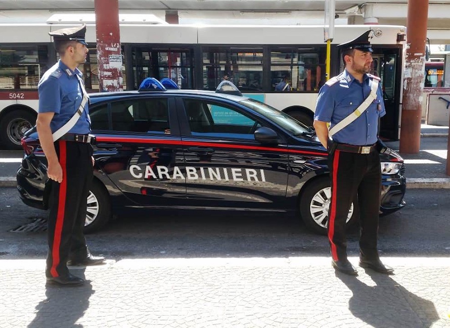 Sala Consilina, ragazzo accoltellato: in 4 nei guai