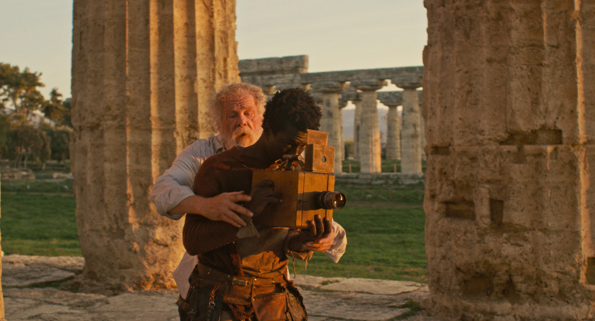 Jonathan Nossiter alla proiezione del suo film girato tra i templi di Capaccio Paestum