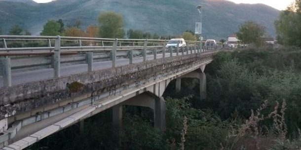 Cammarano: «Promesse disattese e disagi, il ponte di Caiazzano ancora senza lavori»