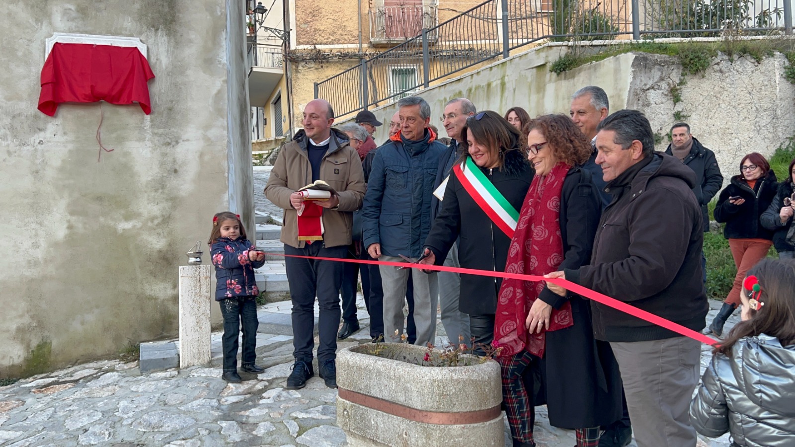 Padula: piazzetta intitolata alla Marchesa Maria de Cardona, nobildonna del ‘500