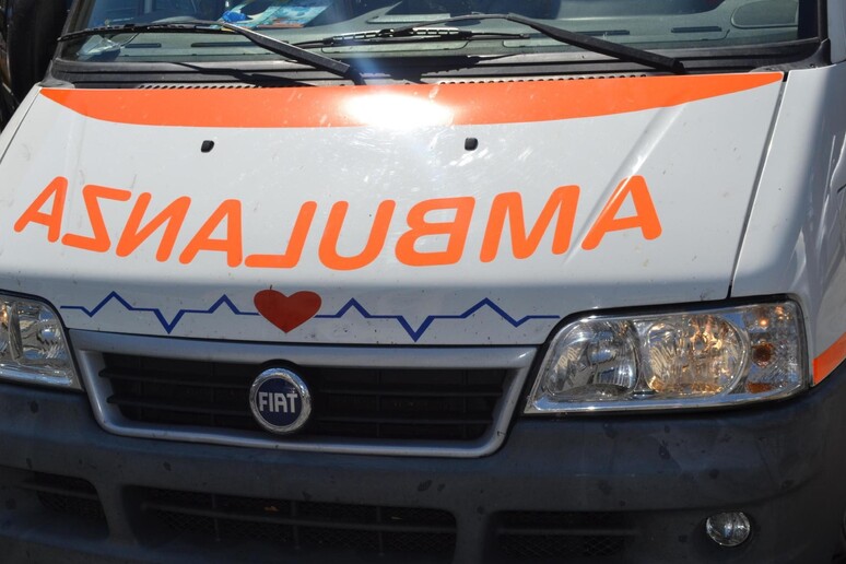 Malore fatale mentre è in auto a Sala Consilina: morto 47enne