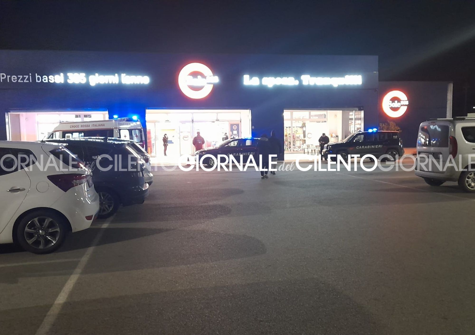 Cilento, rapina a mano armata al supermercato: cassiere ferite, rubati soldi e liquori