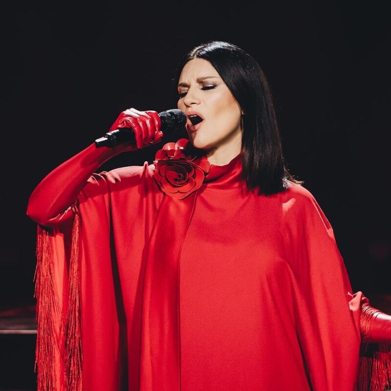 Laura Pausini torna a novembre al PalaSele di Eboli