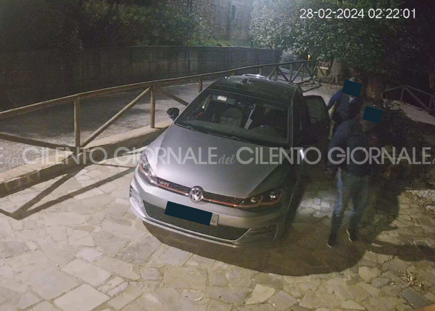 Cilento, tentato furto nella notte: ladri con auto targa clonata