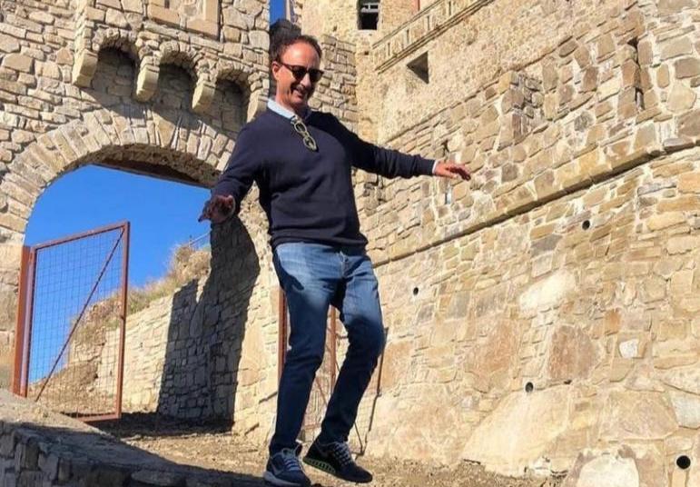 Morto Stefano Sgueglia, proprietario del Castello di Rocca Cilento: aveva 66 anni