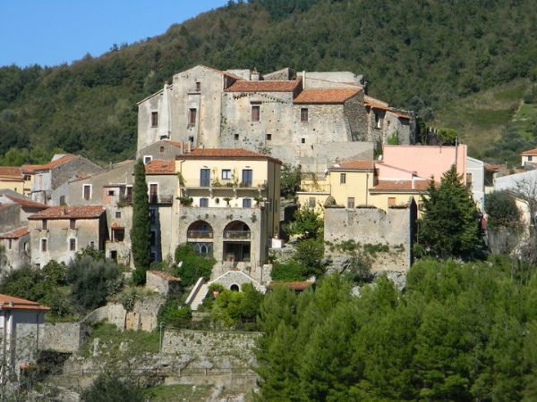 Torraca, convenzione Rotary e Fondazione De Luca per la realizzazione del museo Biagio Mercadante