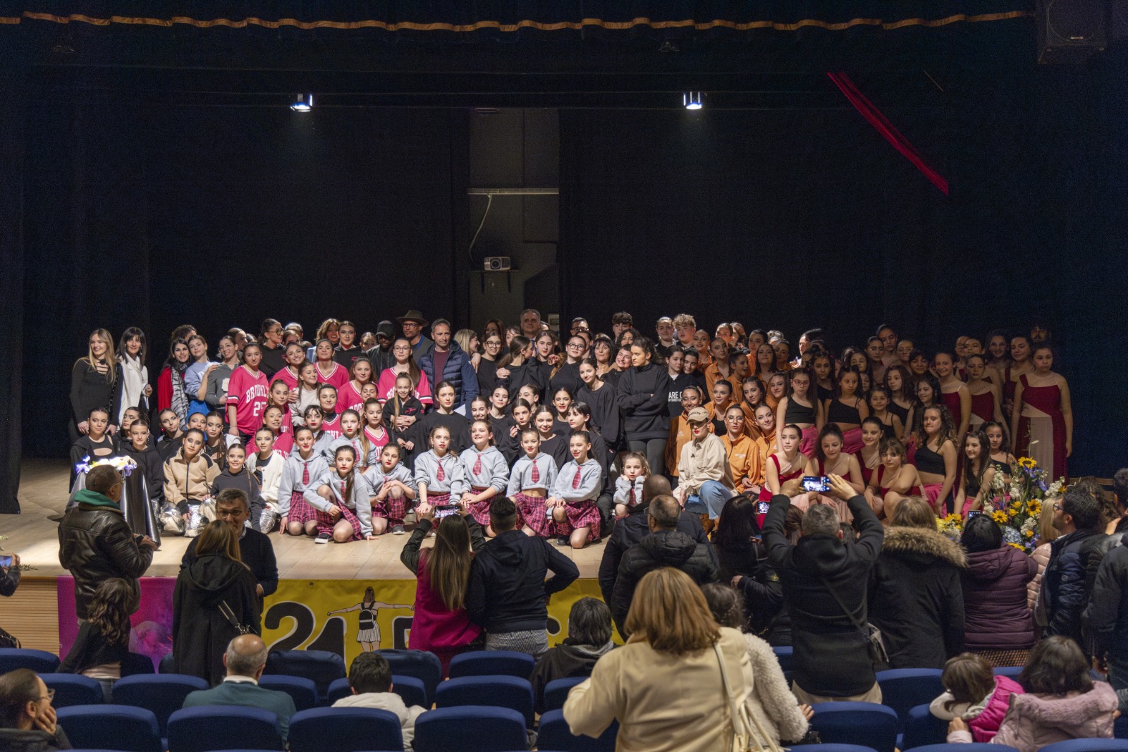 Emozioni e talento sul palco del teatro di Sala Consilina per la rassegna di danza «Federica Tropiano»