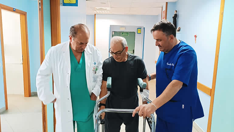 Ospedale di Sapri, impiantata protesi totale in tantalio: è il primo caso in Campania