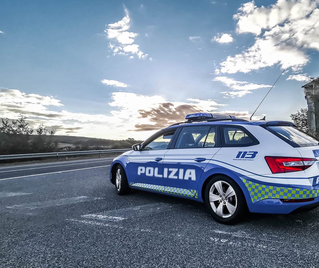 Truffano anziana in Calabria, due donne fermate dalla Polizia a Sala Consilina