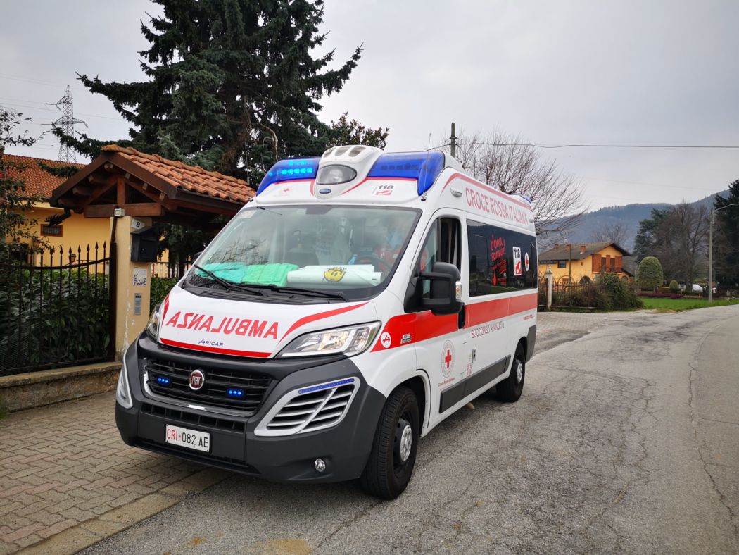 Sant’Arsenio, cade dalla scala: 70enne in Rianimazione