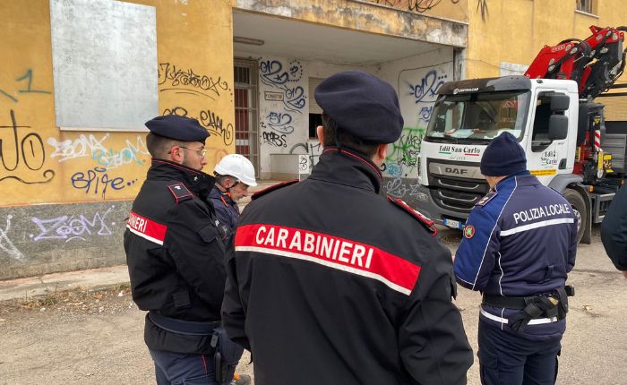 Agropoli, sgomberata famiglia rom: occupava abusivamente lo stabile da trent’anni