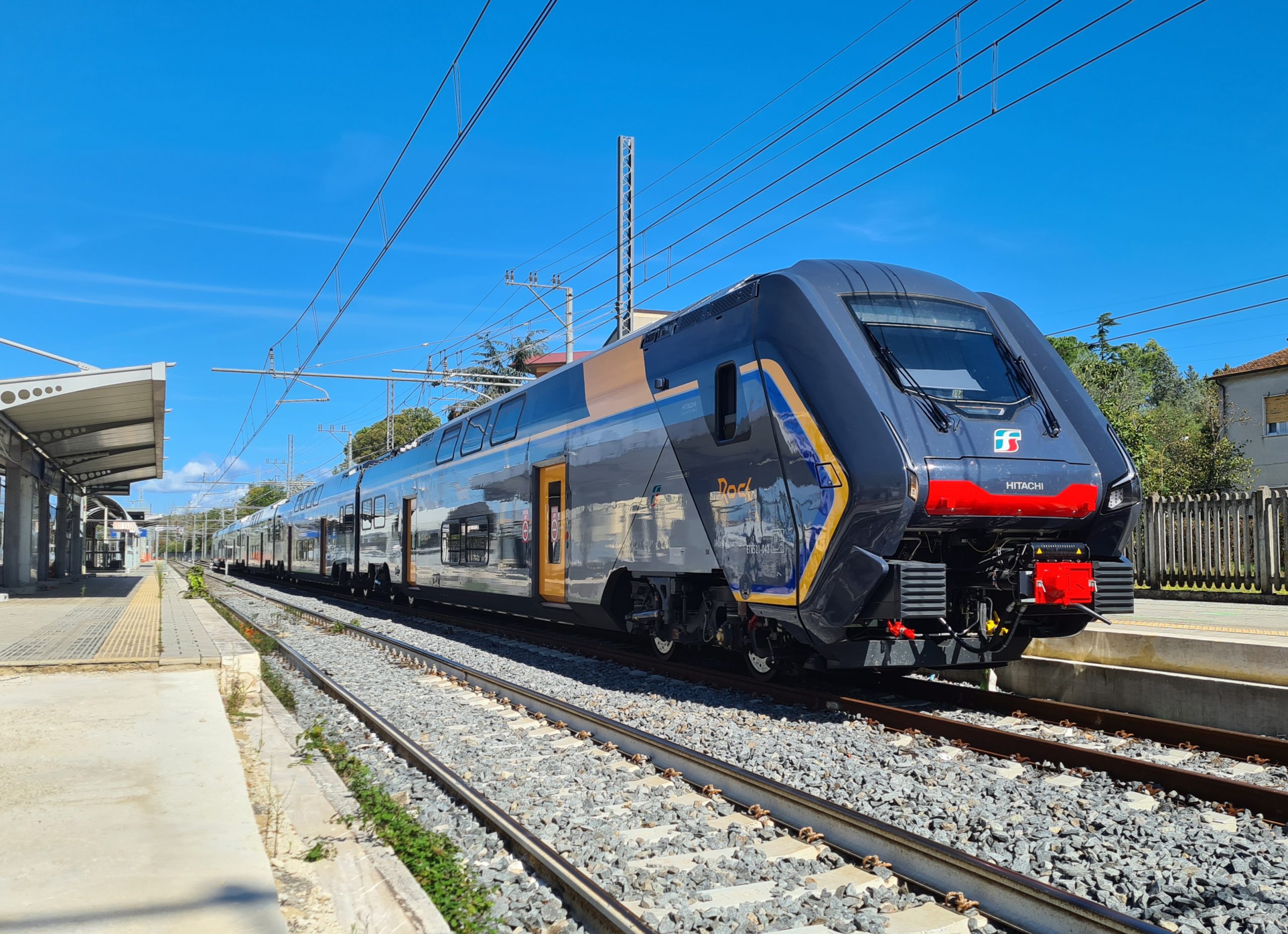 Persona investita sui binari: ripristinata la circolazione dei treni da e per il Cilento