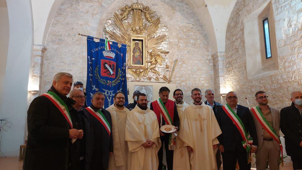 A Teggiano farà tappa la ‘Peregrinatio della Lampada Marciana e del Vangelo di San Marco Evangelista’