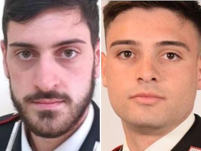 Carabinieri morti, dolore e silenzio a Campagna: proclamato lutto cittadino