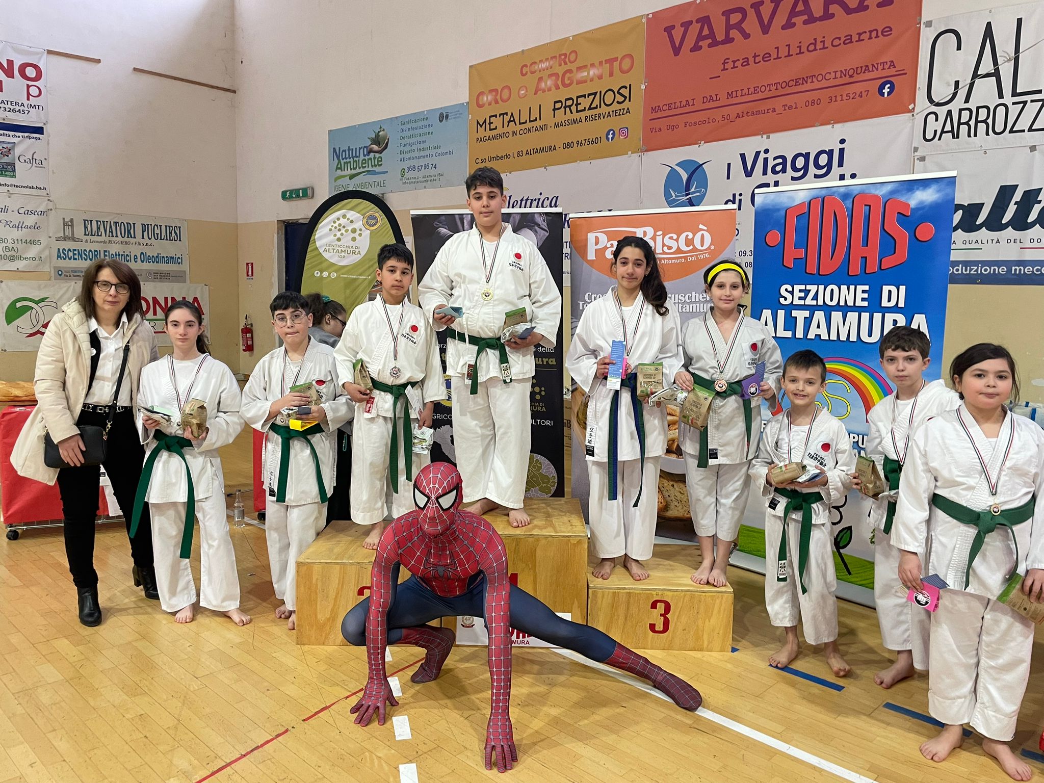 Atleti dell’asd Seishin Karate Do di Policastro Bussentino trionfano al trofeo «Karate Ni Sente Nashi» di Altamura