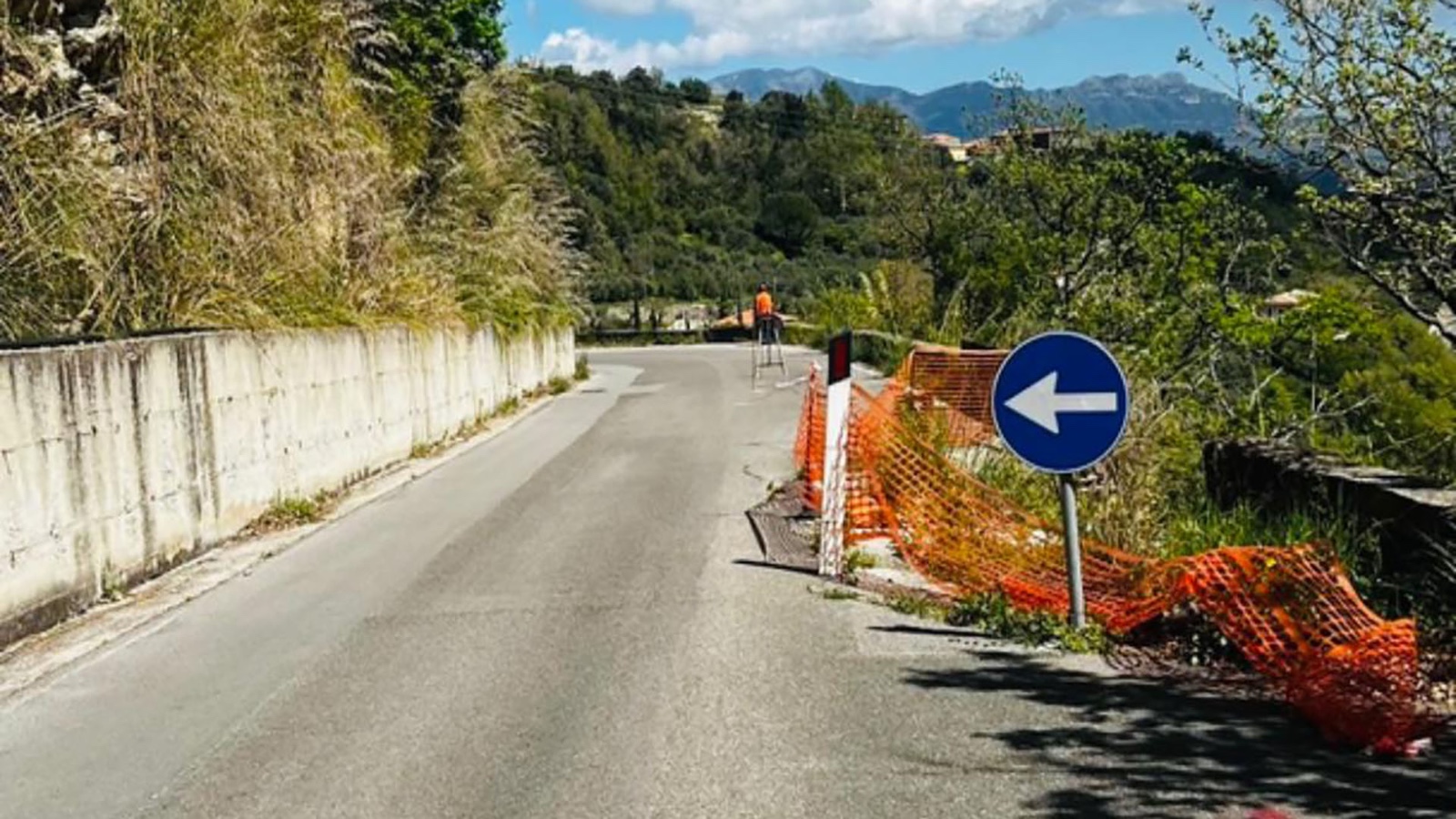 Dopo 10 anni partono i lavori per la strada che collega Lustra Cilento e Rutino