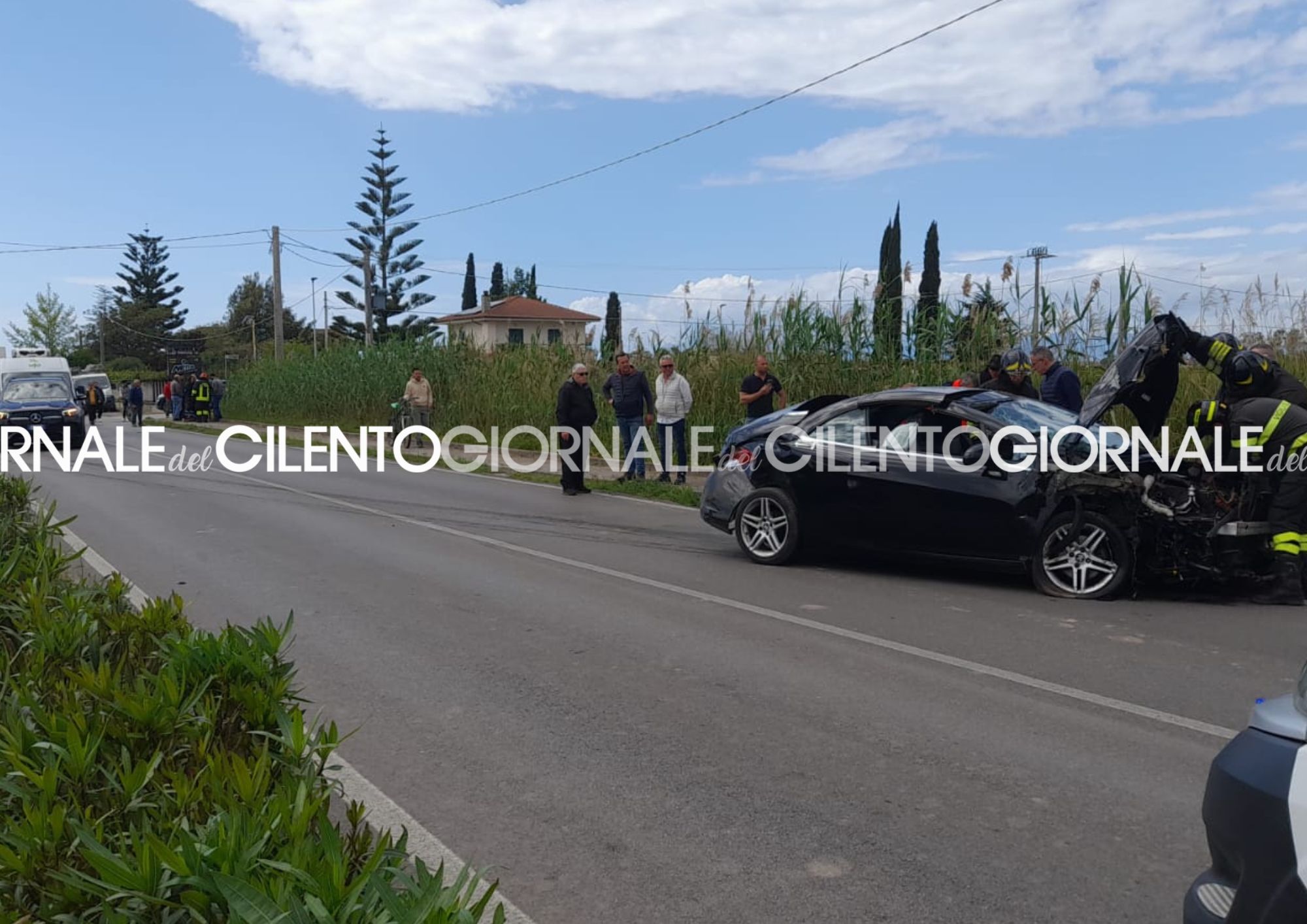 Incidente stradale a Capaccio Paestum: due feriti gravi