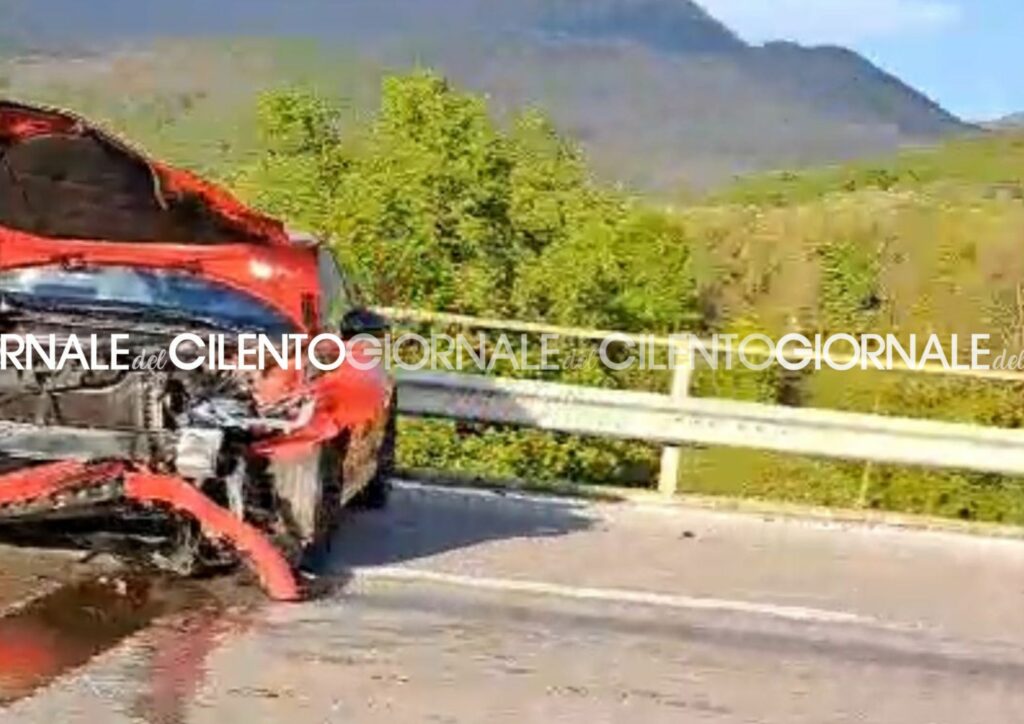 Grave incidente sulla Cilentana all’altezza di Ceraso: sul posto carabinieri e ambulanze