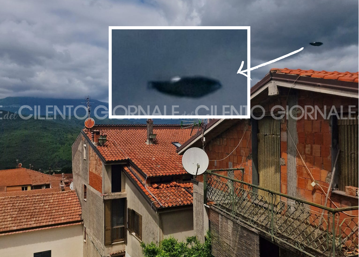 Oggetto non identificato nei cieli del Cilento: immagini inviate al centro ufologico Mediterraneo