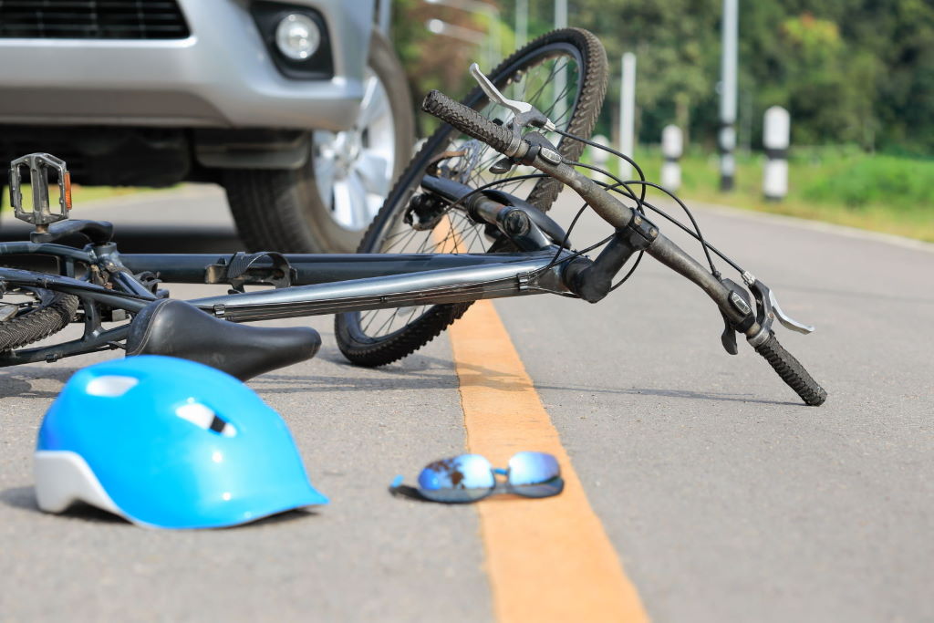 Capaccio Paestum: 25enne in bici travolto da un’auto