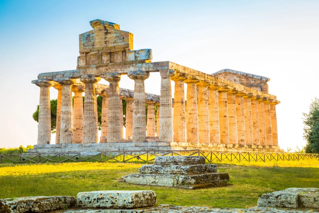 Cilento, tra mito e natura: dal nocchiero Palinuro ai templi di Paestum