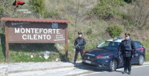 Cilento, maltrattamenti in famiglia: 65enne allontanato e sottoposto a braccialetto elettronico