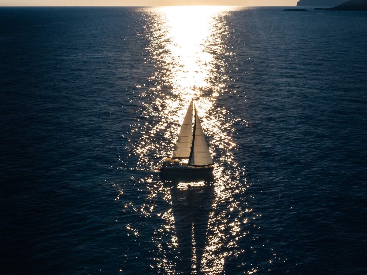 Telefono satellitare in barca: il tuo migliore alleato in mare aperto