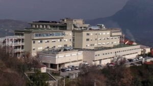 Bellosguardo, 14enne precipita da diversi metri: ricoverato in ospedale a Roccadaspide