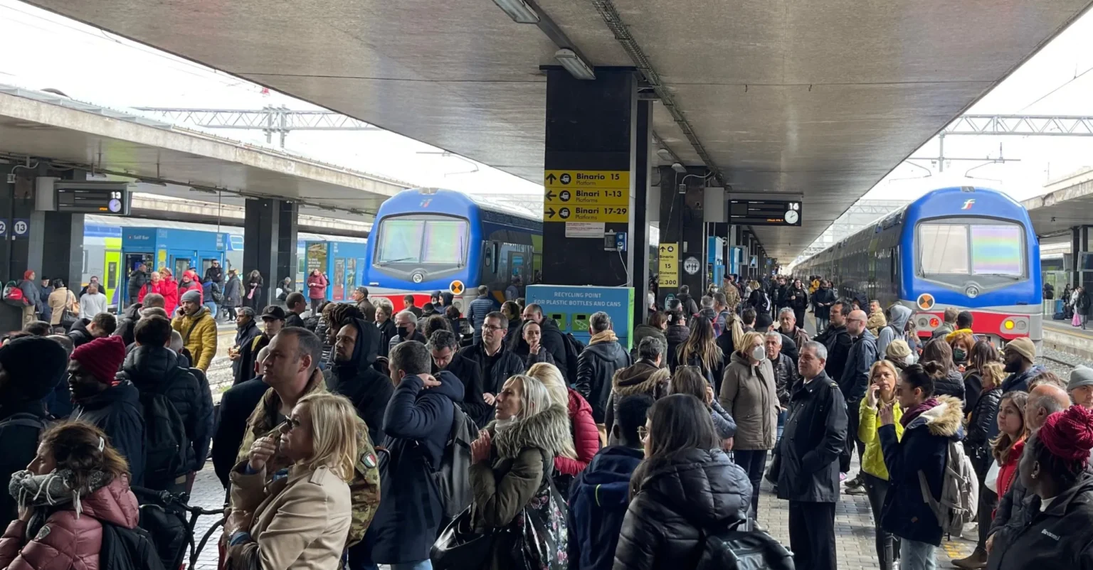 treni per napoli da salerno