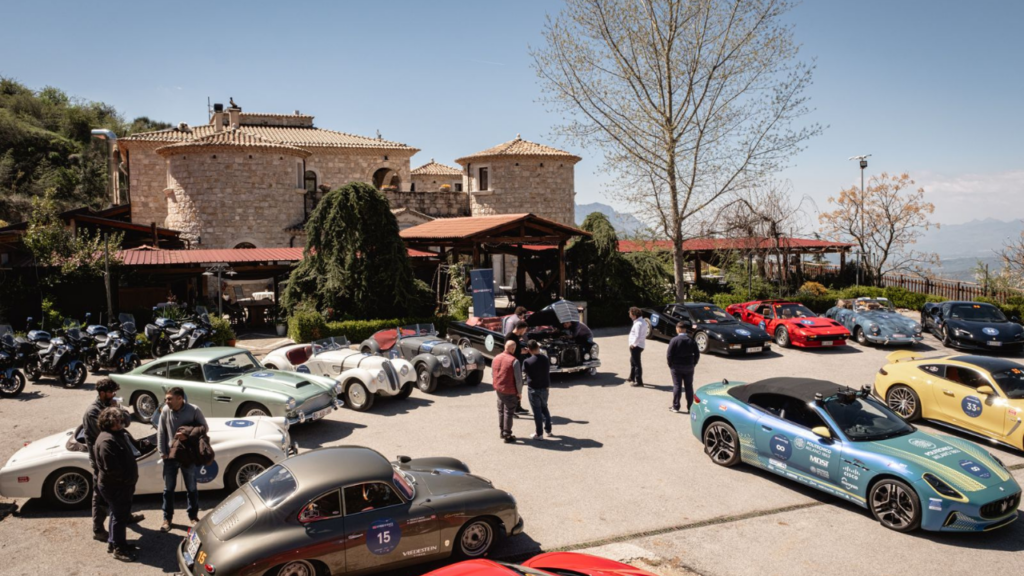 La 1000 Miglia in provincia di Salerno: motori e sapori da Sorrento a Caggiano