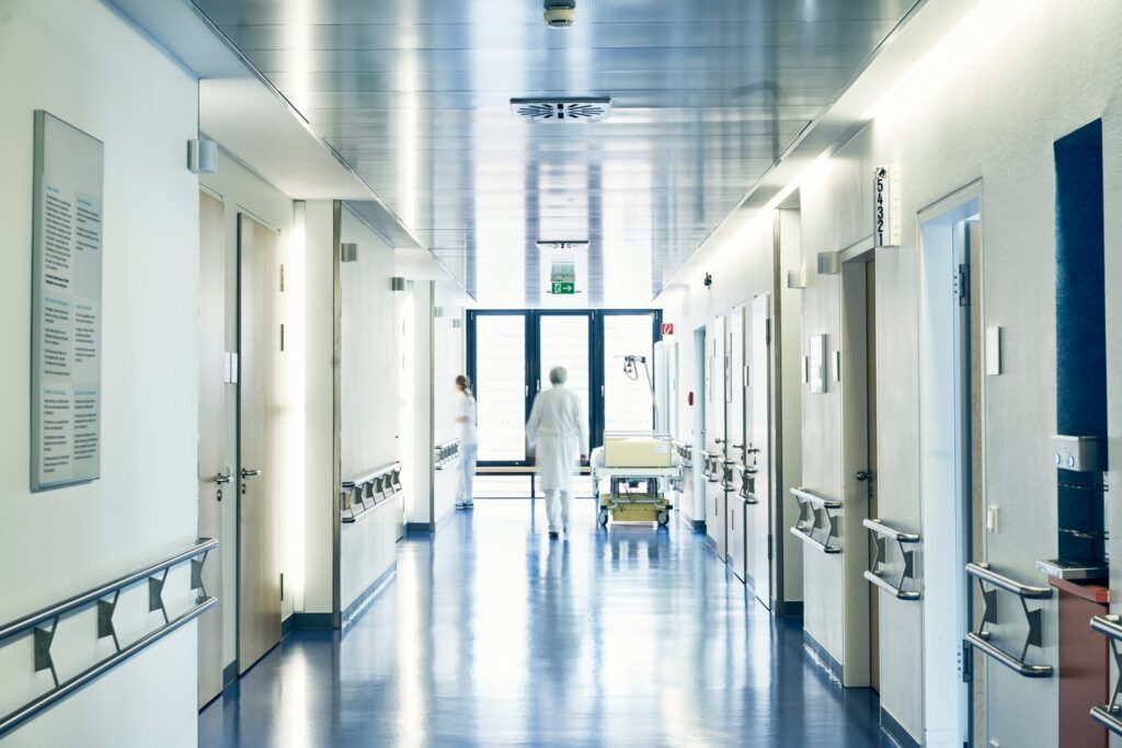 Sospetto caso di tubercolosi: paziente in isolamento