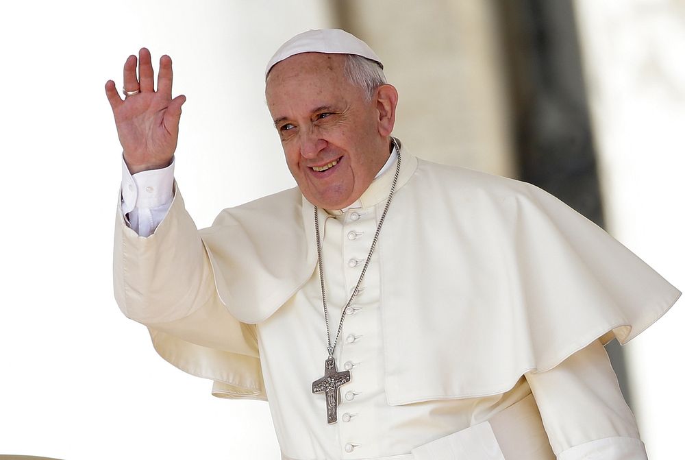 Veglia di preghiera in cattedrale a Vallo della Lucania per Papa Francesco