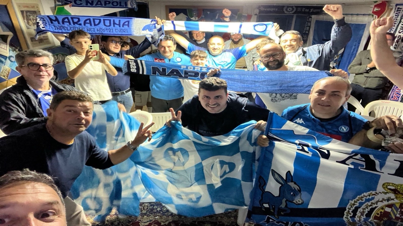 Il Cilento in festa per il tricolore: da Castellabate a Sapri esplode la gioia azzurra