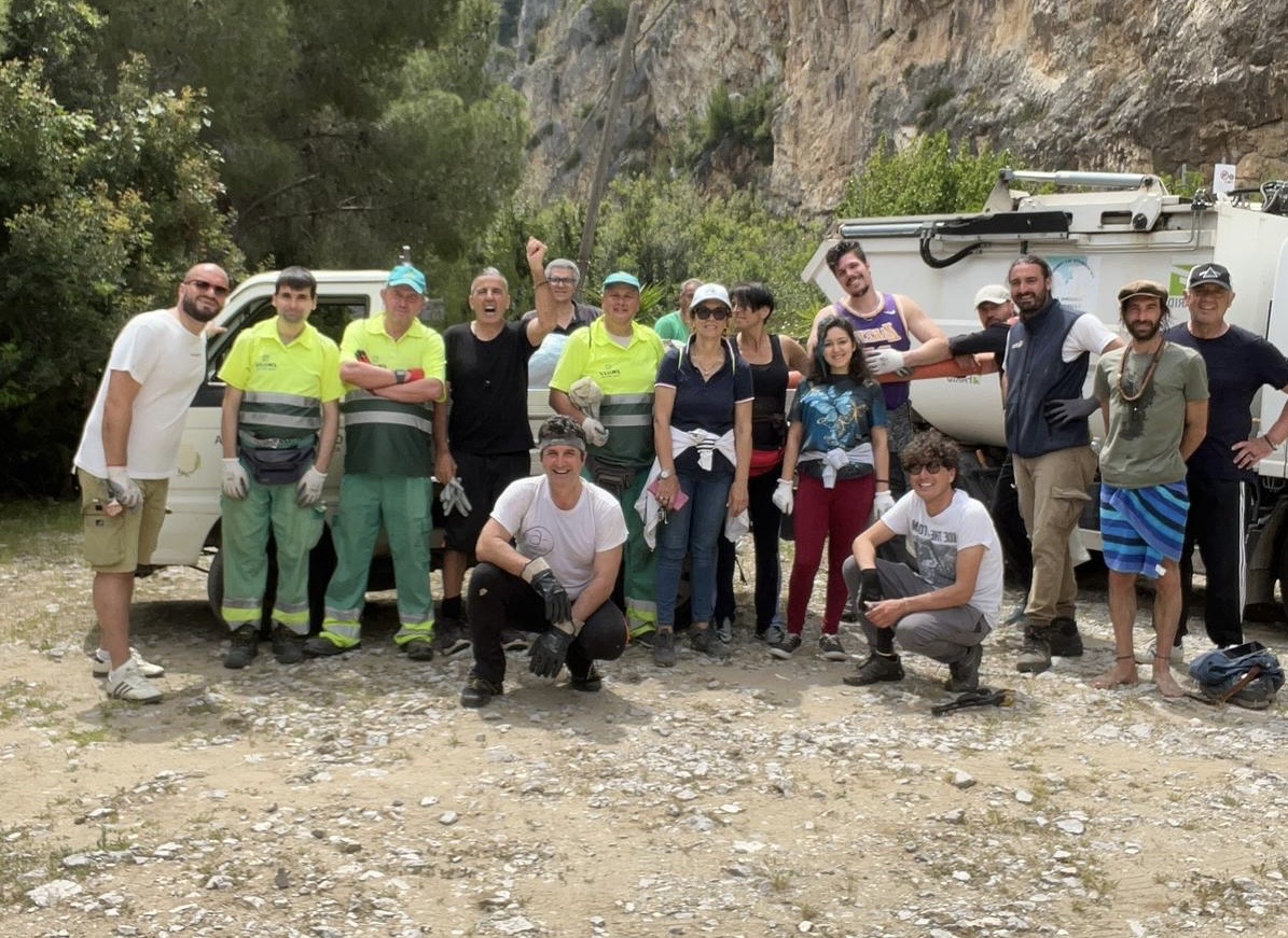 Marina di Camerota: ripulita la pineta e la spiaggia del Mingardo dai rifiuti