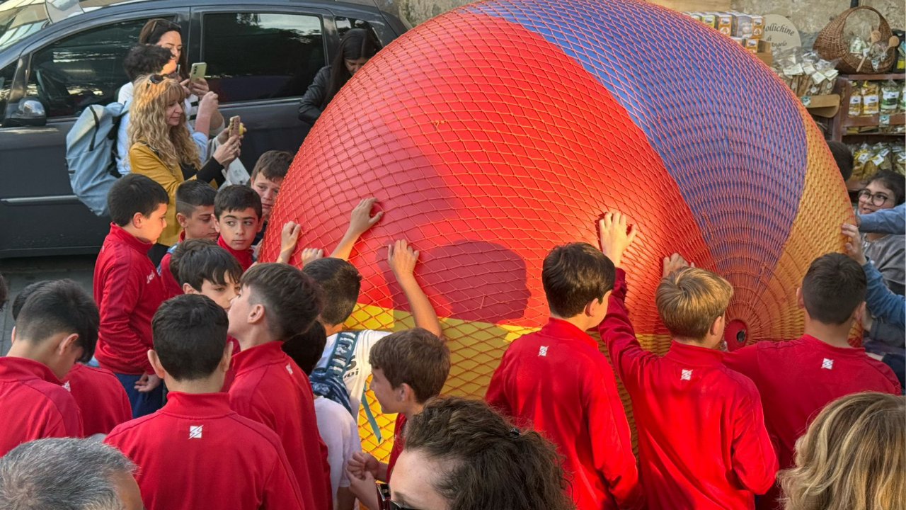 Castellabate, successo per «Il filo della solidarietà»: la piazza si mobilita per l’AIRC