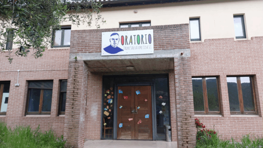 Monte San Giacomo, il primo premio Padre Salvatore Lisa ad Antonio Mattone