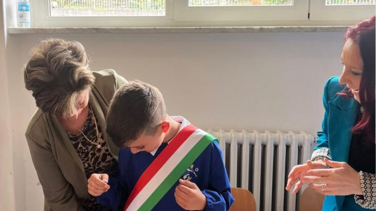 Vibonati, elezioni studentesche al Dante Alighieri: Gabriel eletto baby sindaco