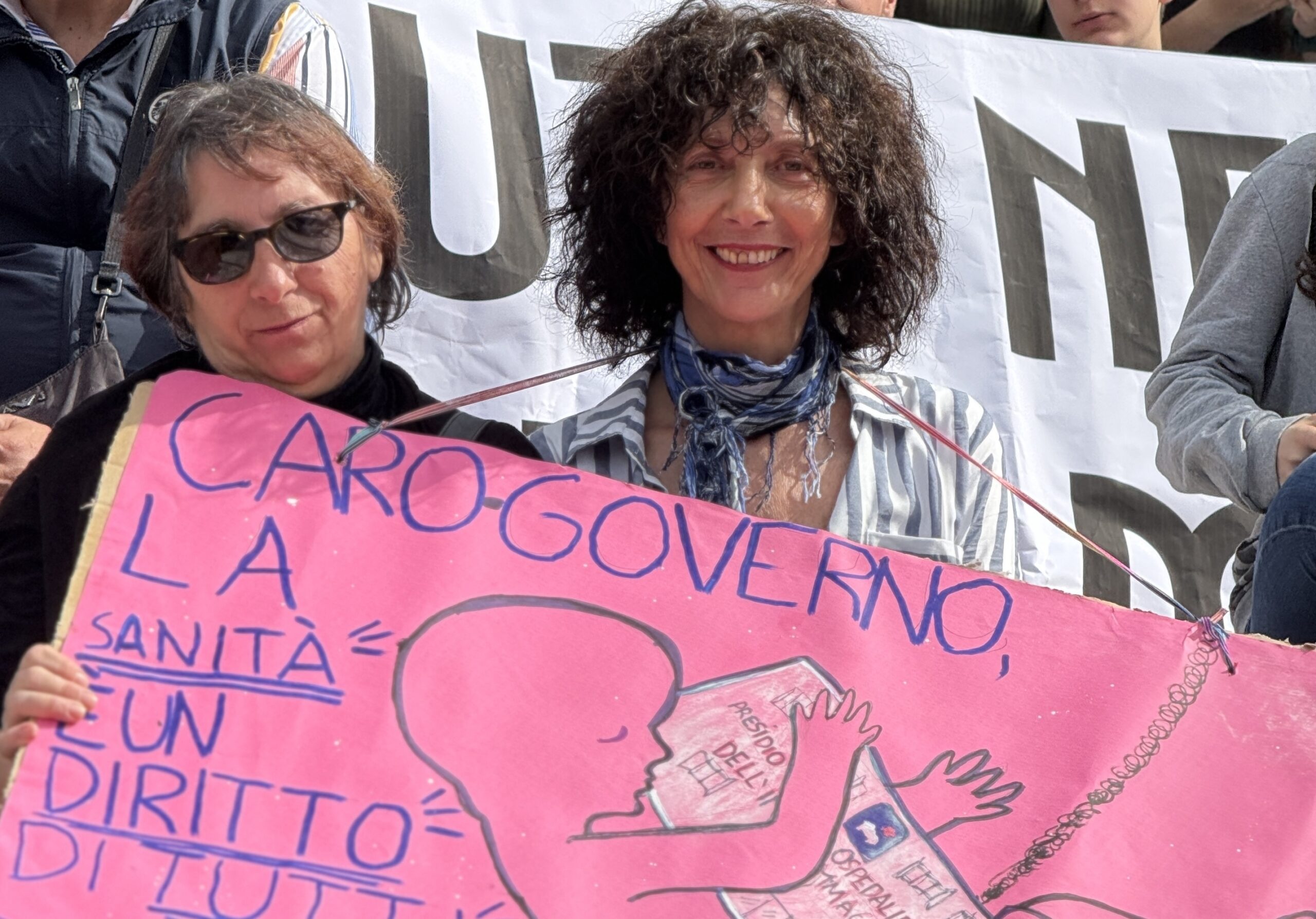 Fotogallery | Volti e immagini della protesta: Sapri difende il punto nascita