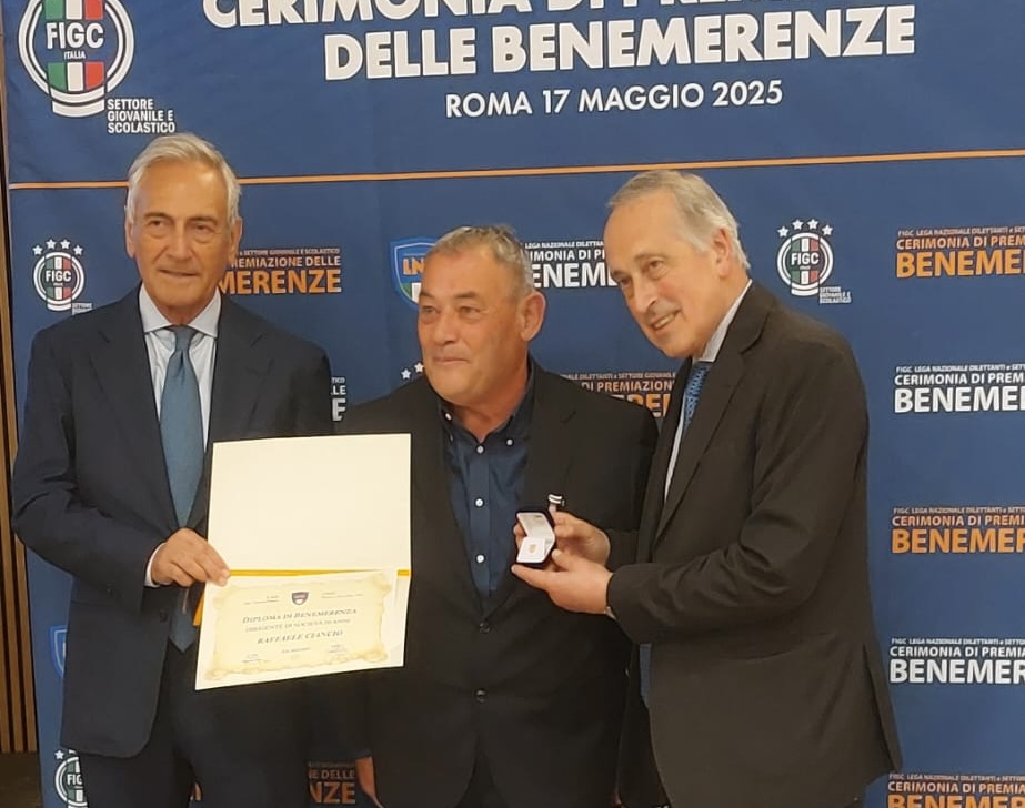 Raffaele Ciancio, un premio da Lnd e Figc per una vita nel calcio salernitano: “Ancora tanto da dare ai giovani”