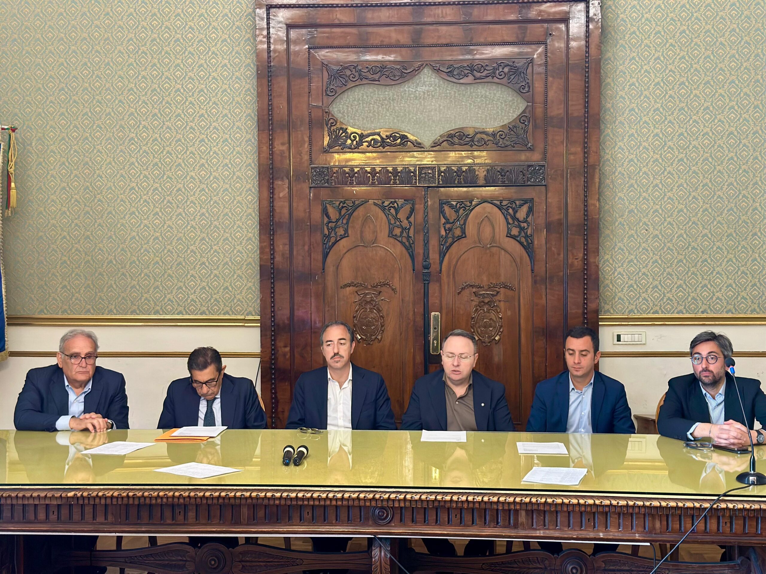 Ineleggibilità dei sindaci al consiglio regionale: da Salerno l’appello alla modifica di legge